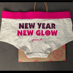 NWT VS PINK logo waist New Year shortie/boyshort